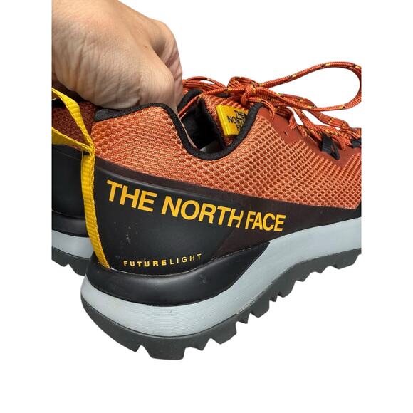 NWOB The North Face Activist FutureLight Hiking Shoes Men US Size 7 Orange Black - Picture 3 of 6